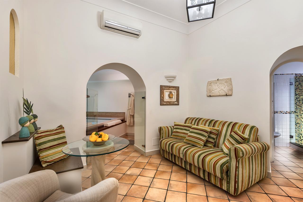 Weekend A Napoli Bed & Breakfast Екстериор снимка