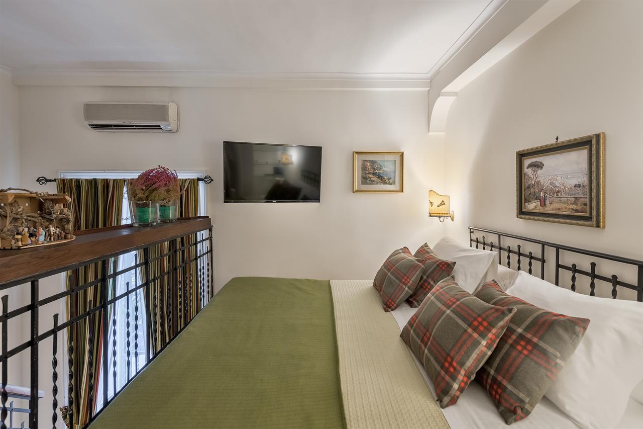 Weekend A Napoli Bed & Breakfast Екстериор снимка